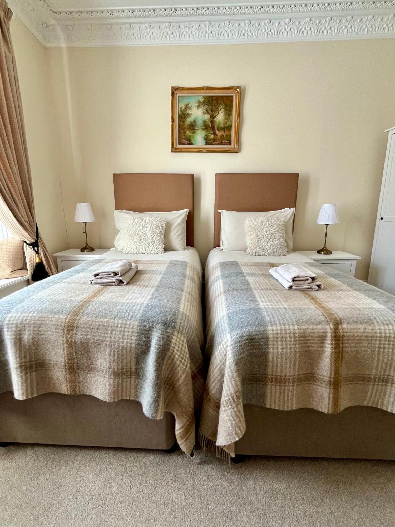 Acorn House Календер Экстерьер фото